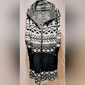 Joseph A Black and Gray Textured Knit